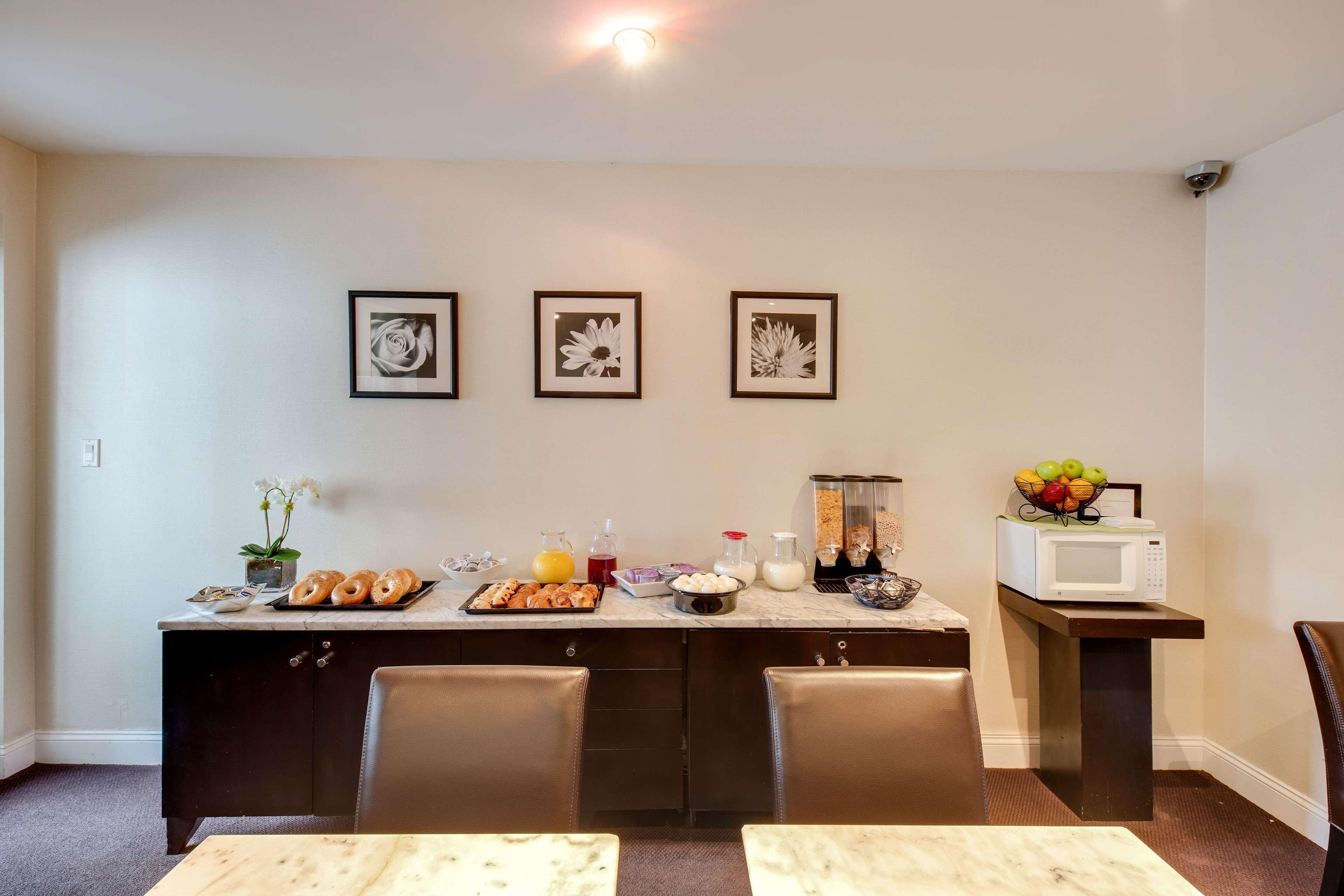 גרייט נק The Andrew Hotel מראה חיצוני תמונה