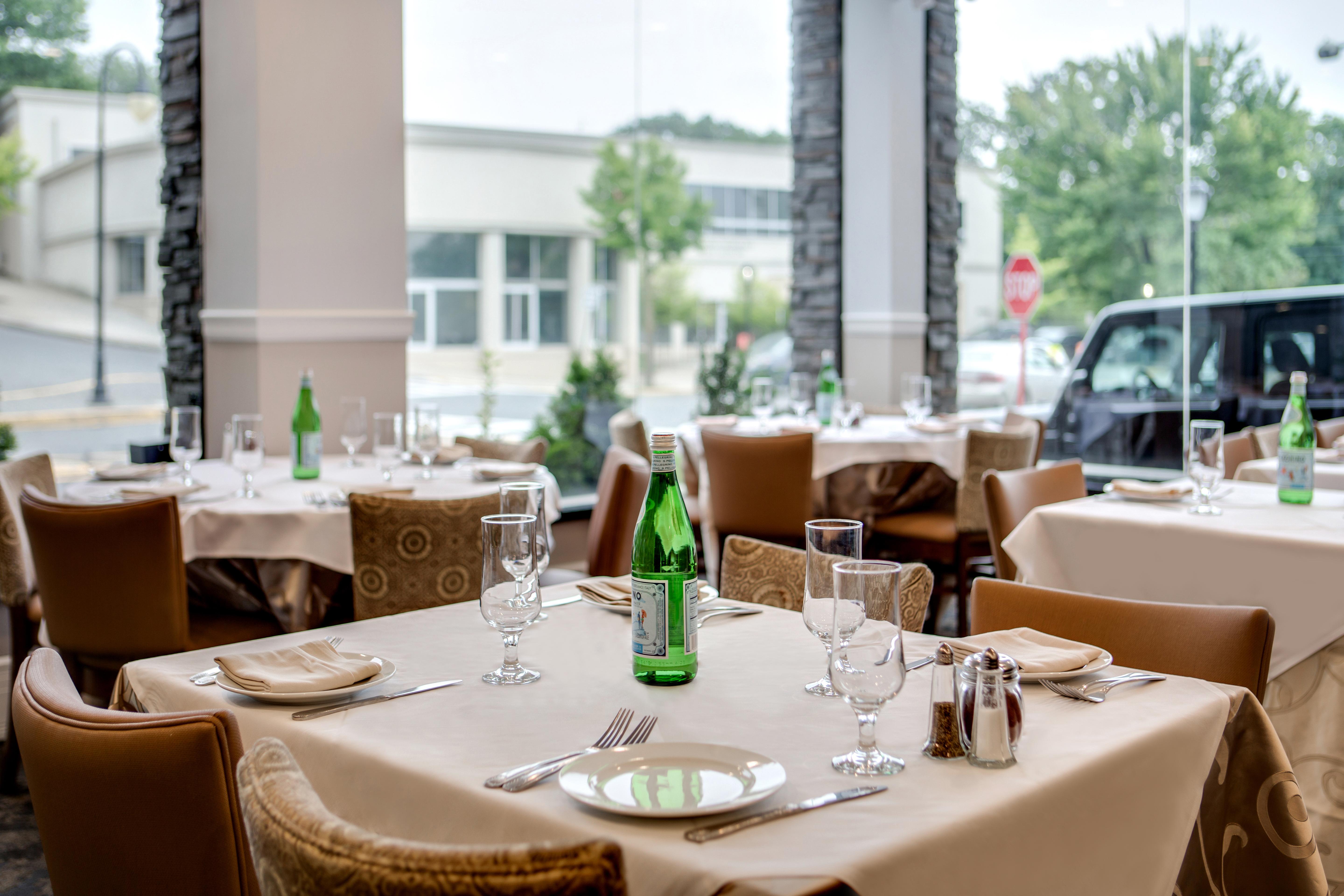 גרייט נק The Andrew Hotel מראה חיצוני תמונה